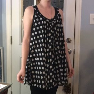 Pyramid Collection sleeveless blouse